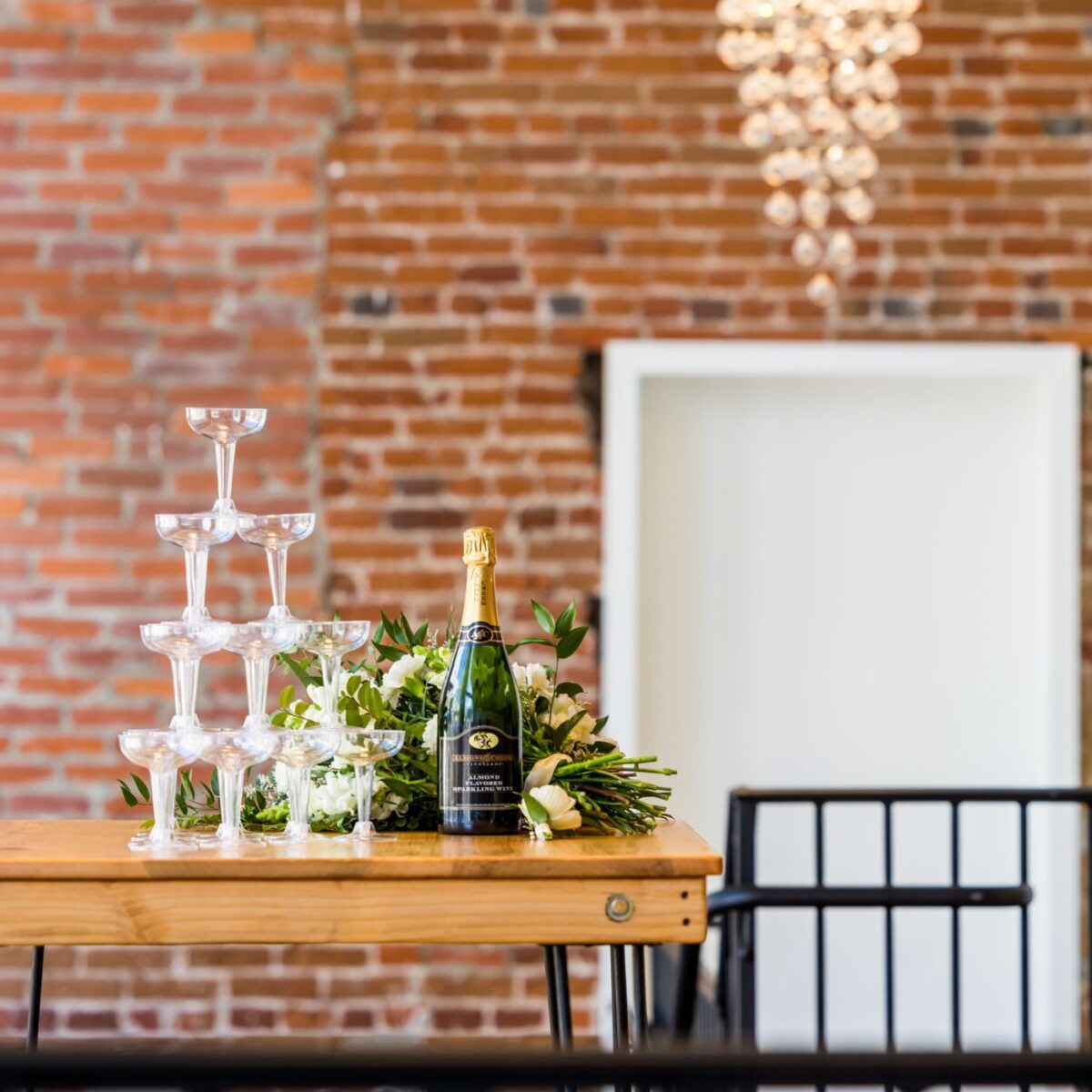 3' Honey Hairpin Cocktail Table