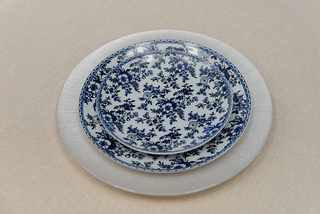 Navy Floral Pattern Plates