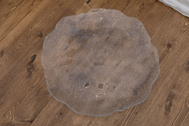 Crystal Clarity Charger