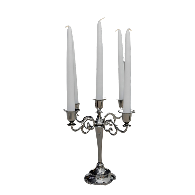 Classic Shiny Candle Holder Metal Candle Holder with Five Arms