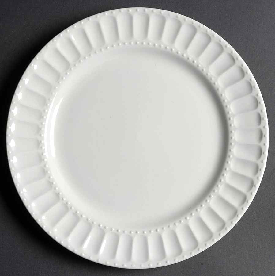 Gibson White Dinner Plates (10.75 in.)
