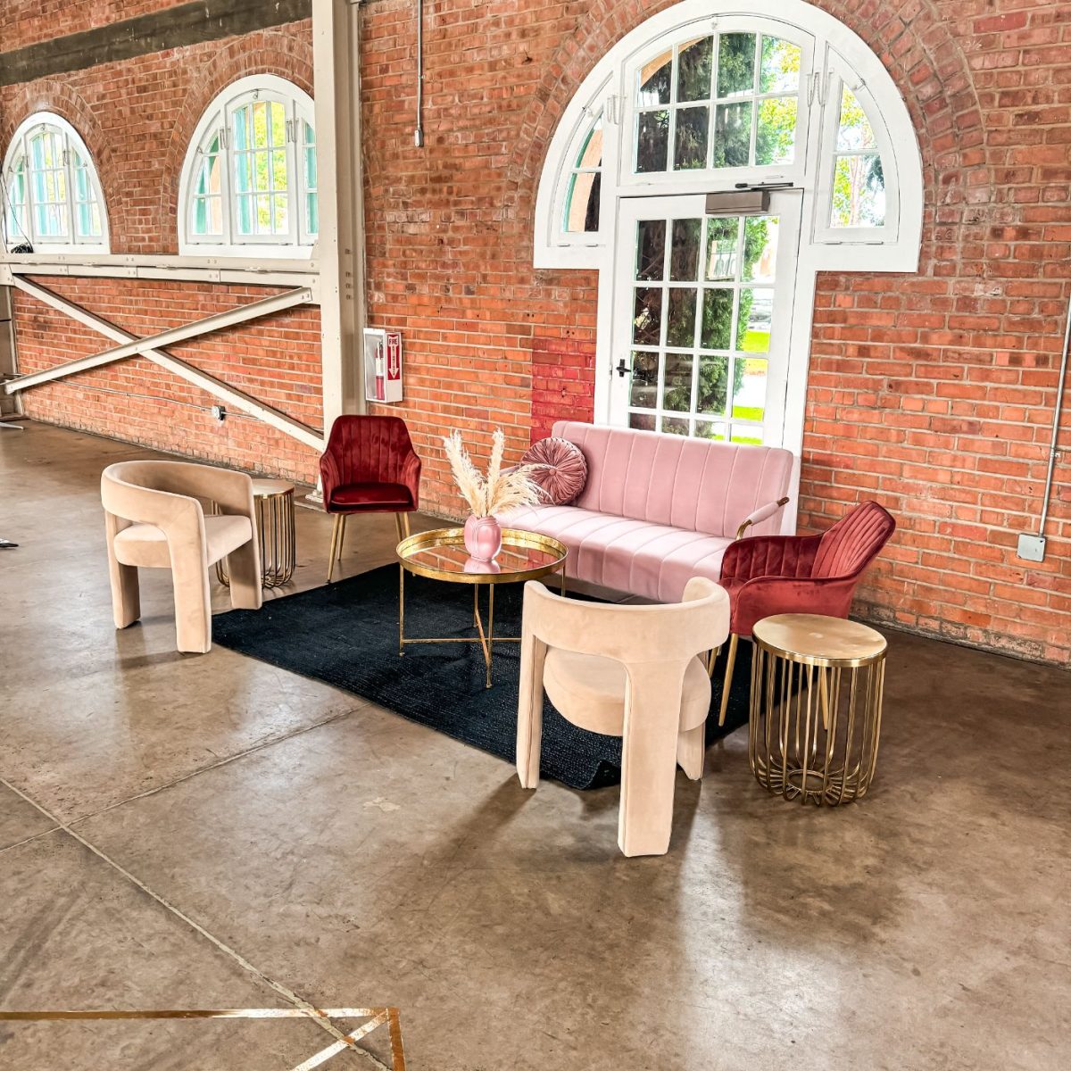 Pink Trevi Love Seat