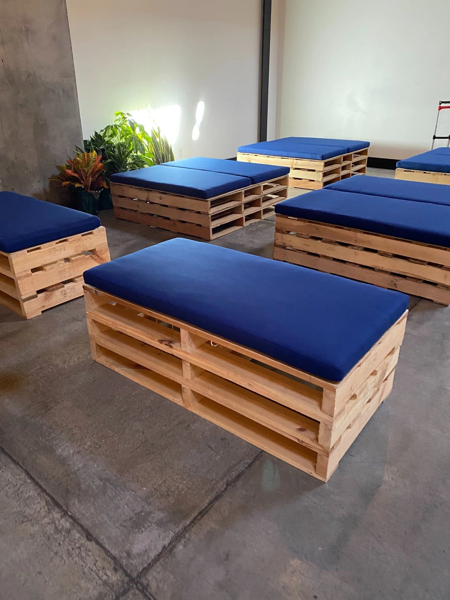 Pallet Bench