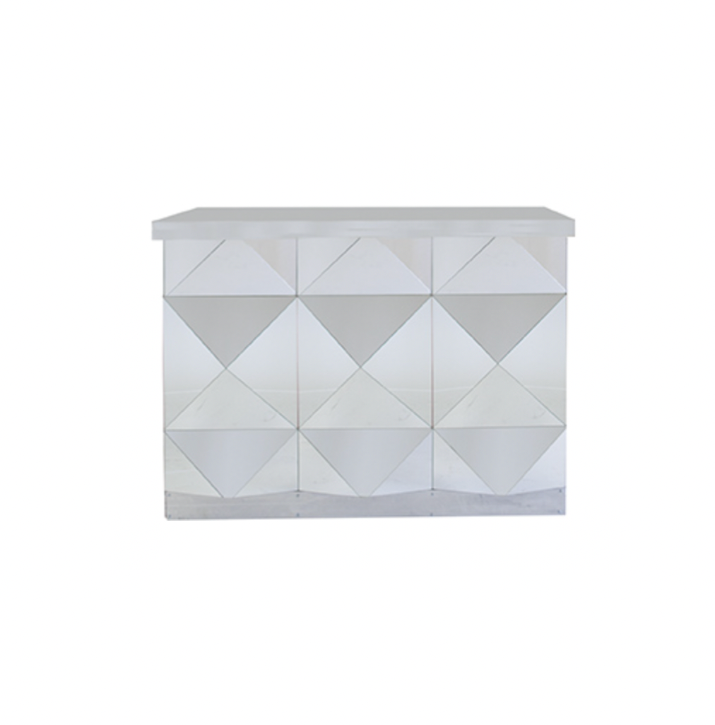 Diamond Mirror 4.5′ Bar