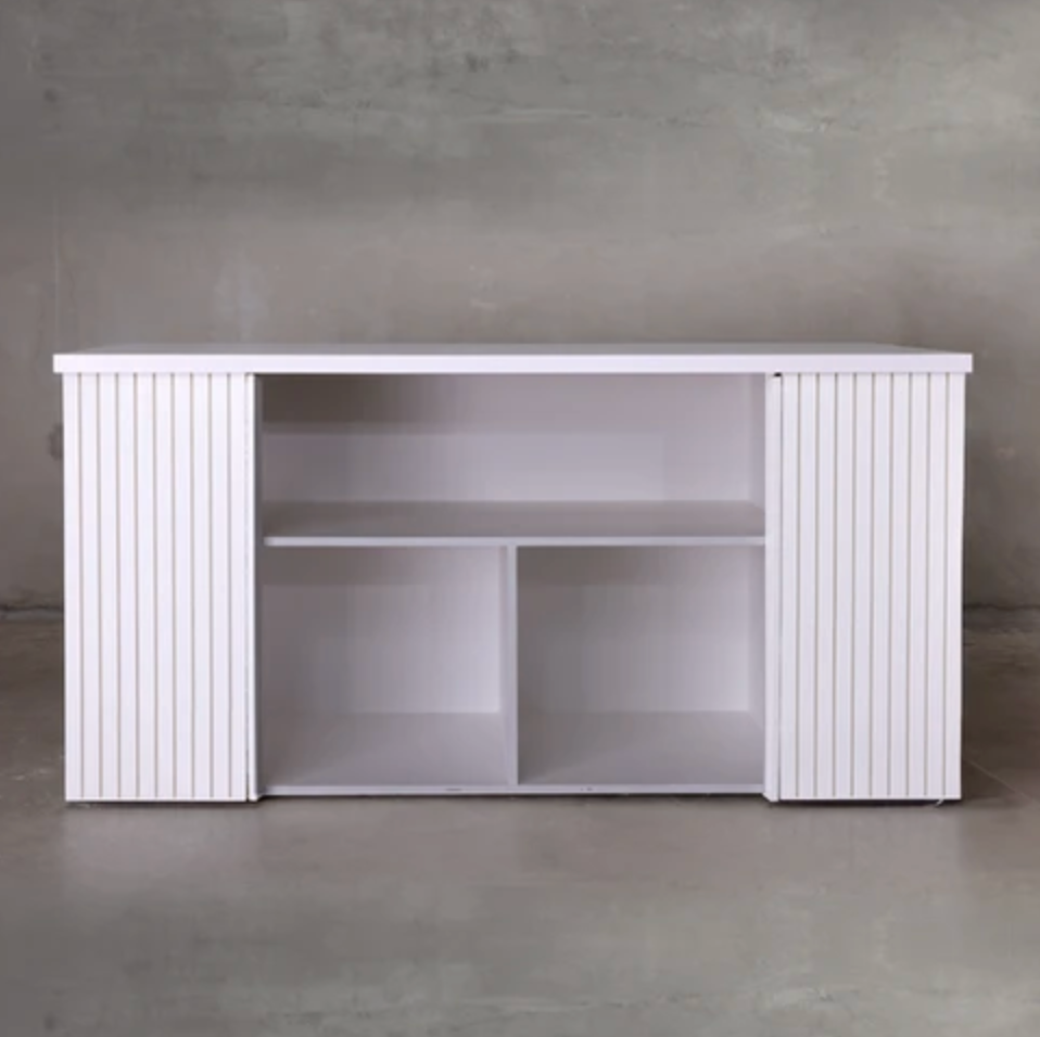 White Slat Food Station