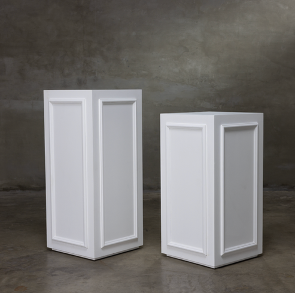 Verona Pedestal
