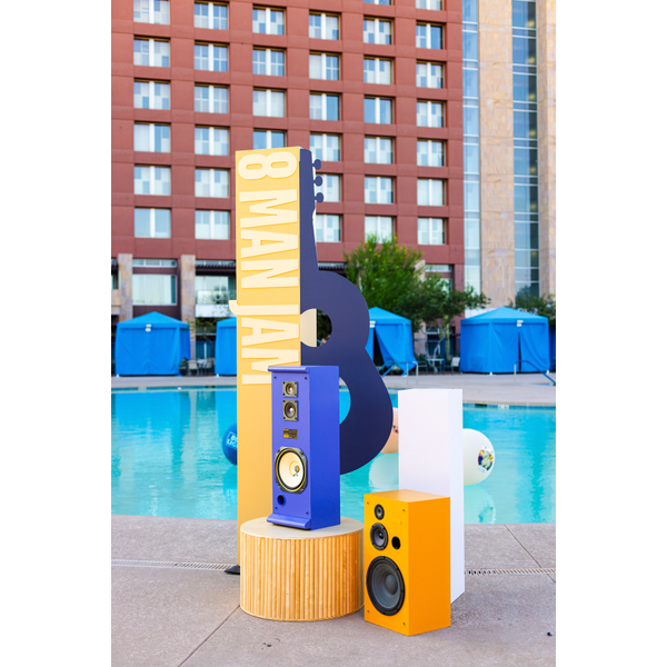 Medium Fluted Pillar