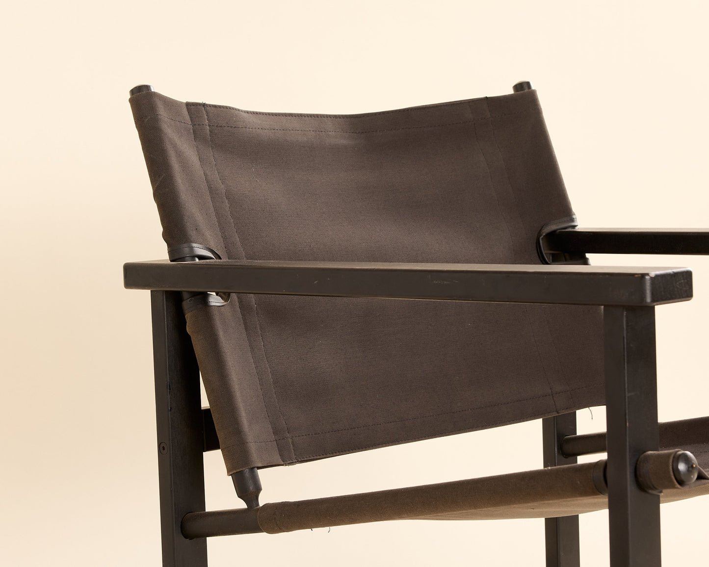 Dark Gray Director's Lounge Chair