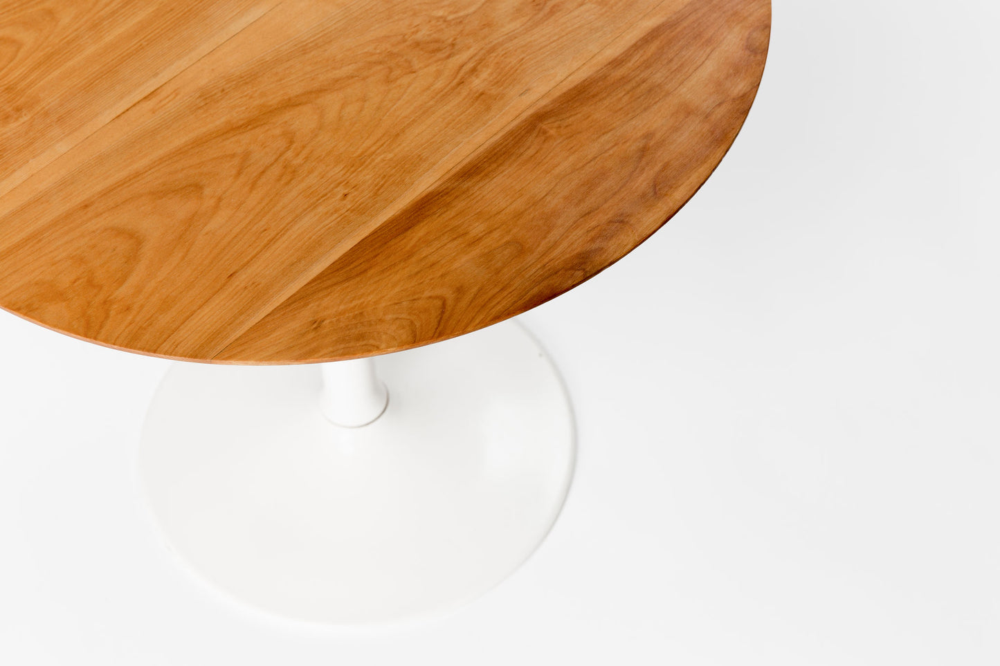 Medium Birch Tulip Table