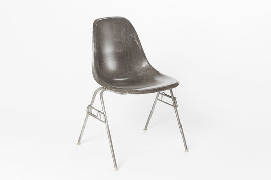 Gray Eames Fiberglass Shell Chair