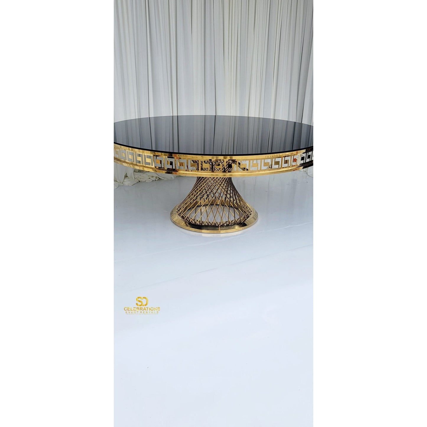 Versace 72'' Round Table