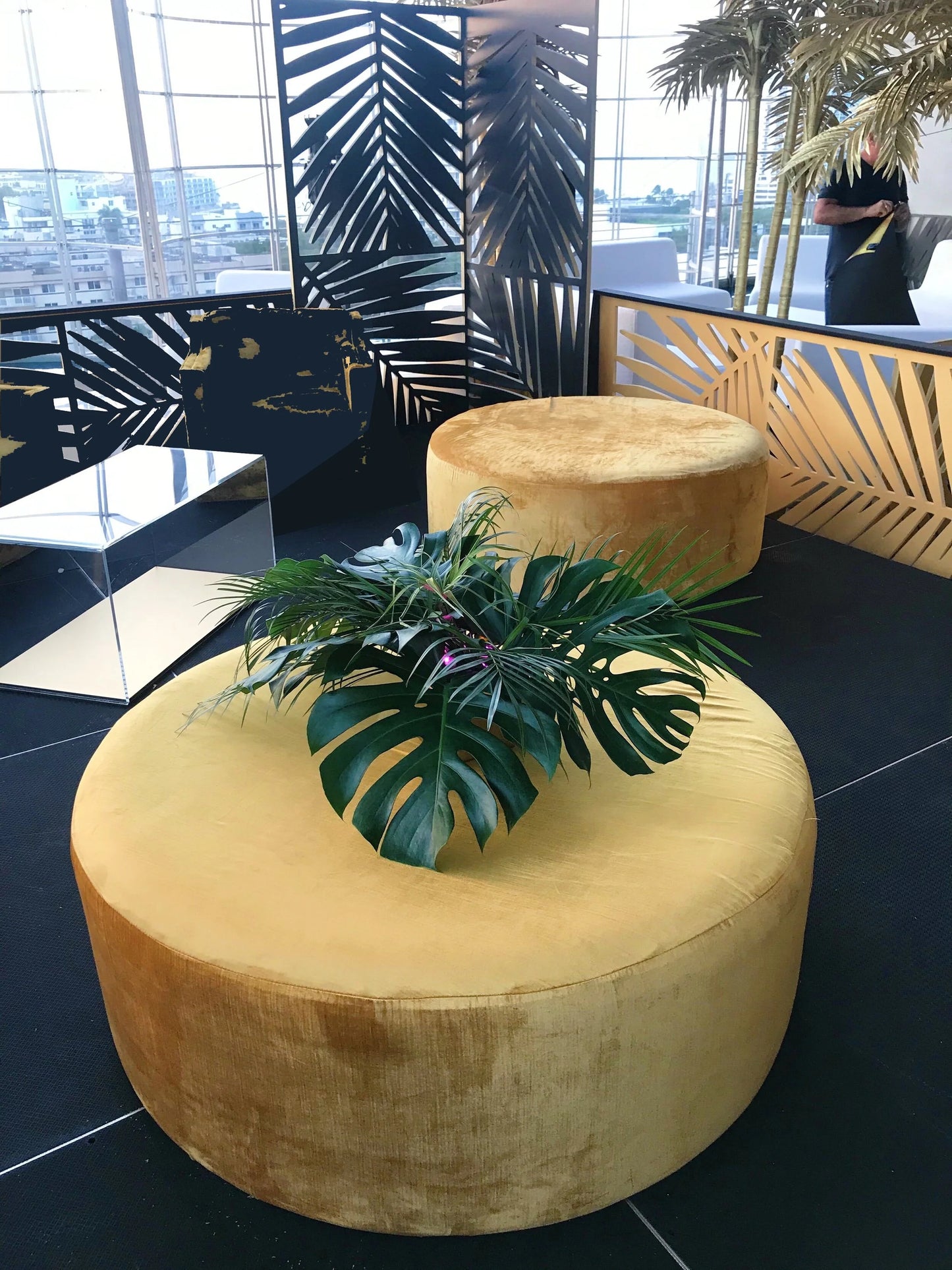 4' Round Ottoman - Antique Gold Velvet