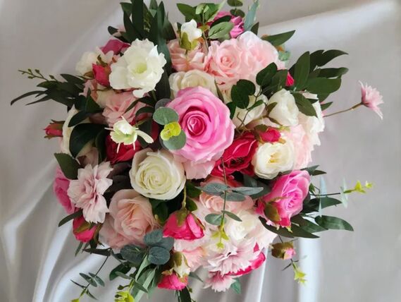 Isabella Centerpiece - Centerpiece
