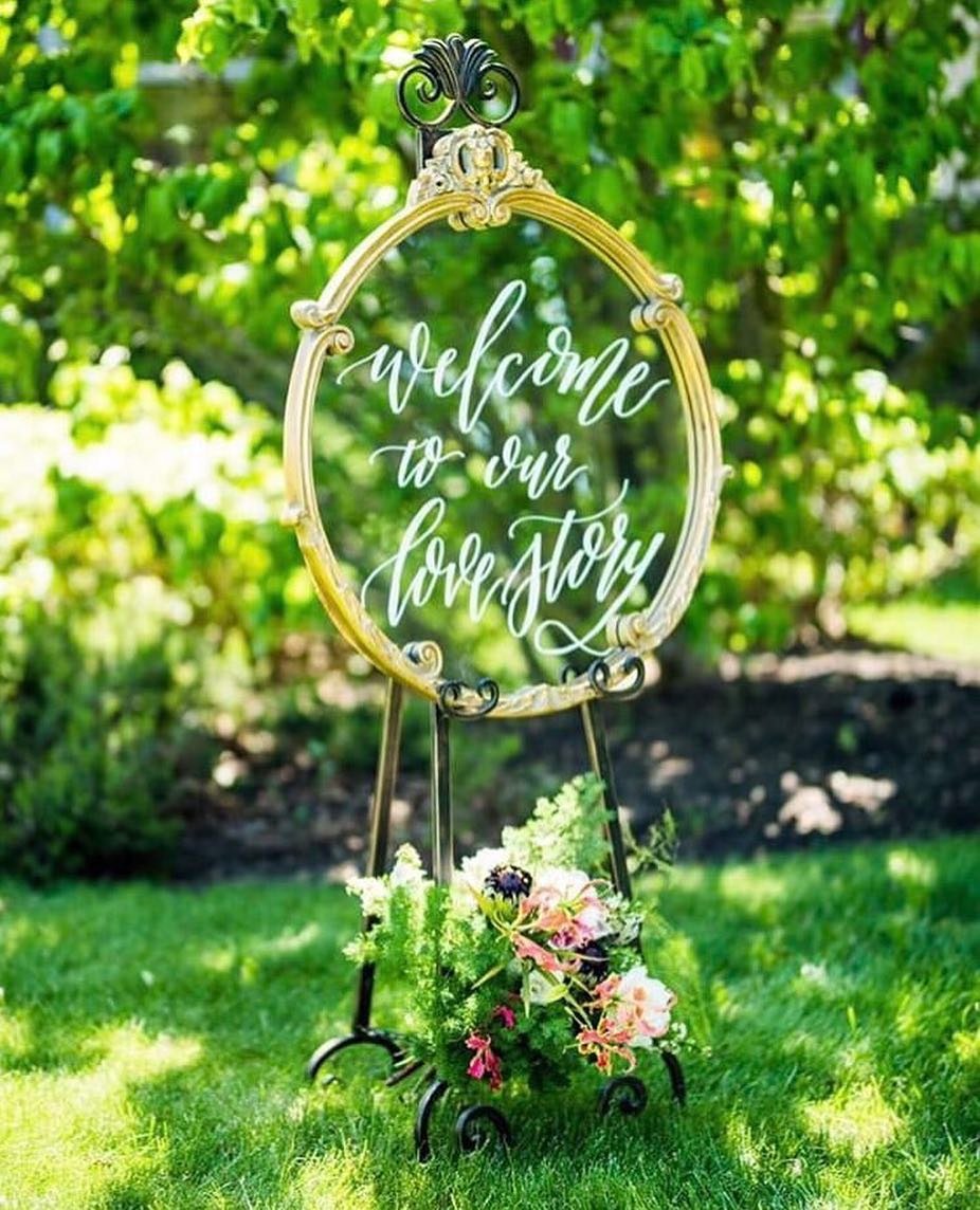 Ornate Gold Round Mirror