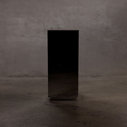 Reflection Pedestal
