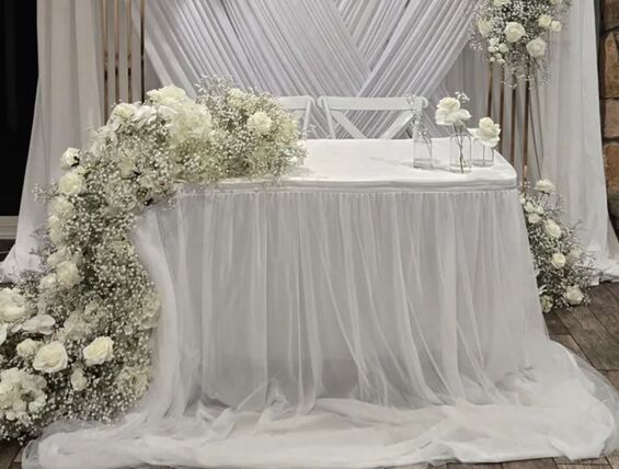 Cascading Penelope Runner - Swags