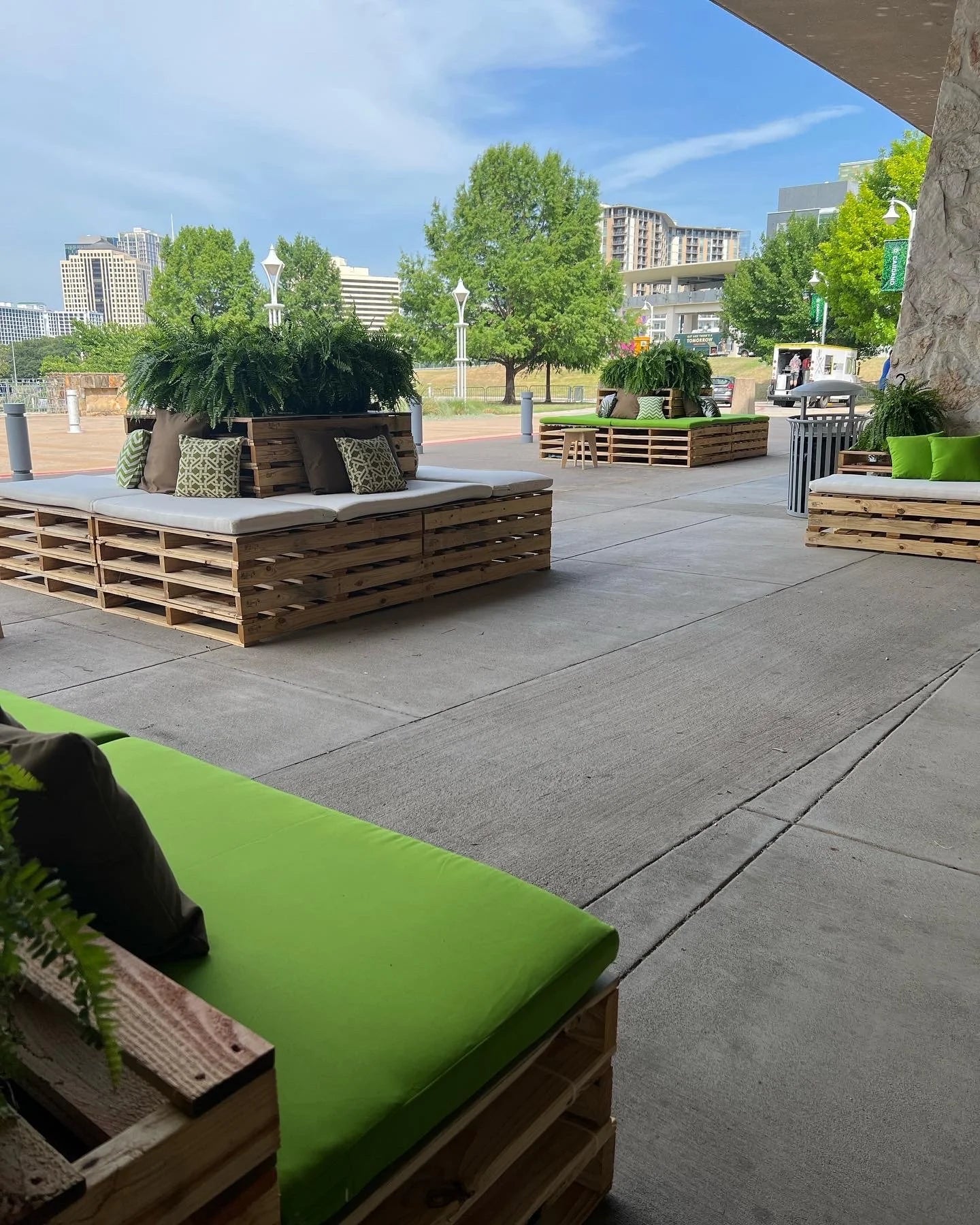 Small Round Ottoman - White