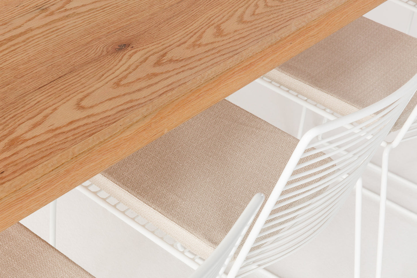 Dining Table with Hey Chairs