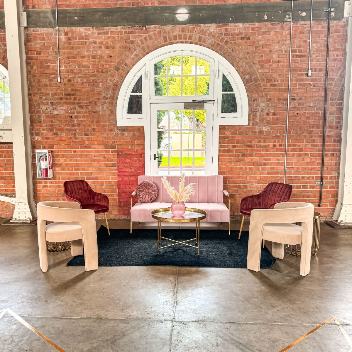 Pink Trevi Love Seat