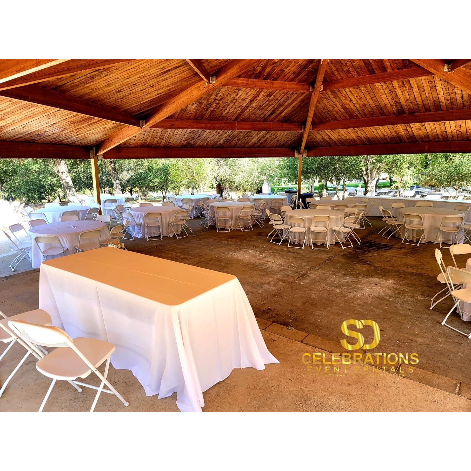 90'' x 132''  Rectangular Poly Tablecloth