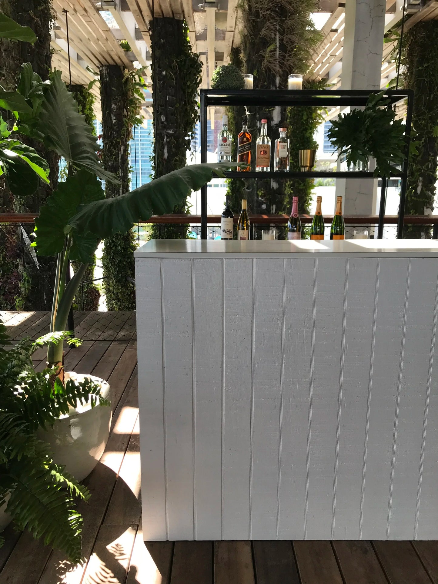 Panelled Bar - White