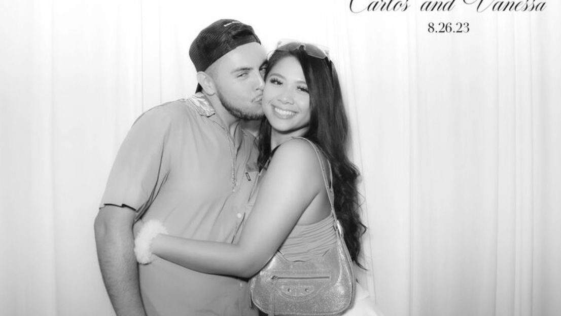 Rental GLAM Photo Booth - 4 Hours