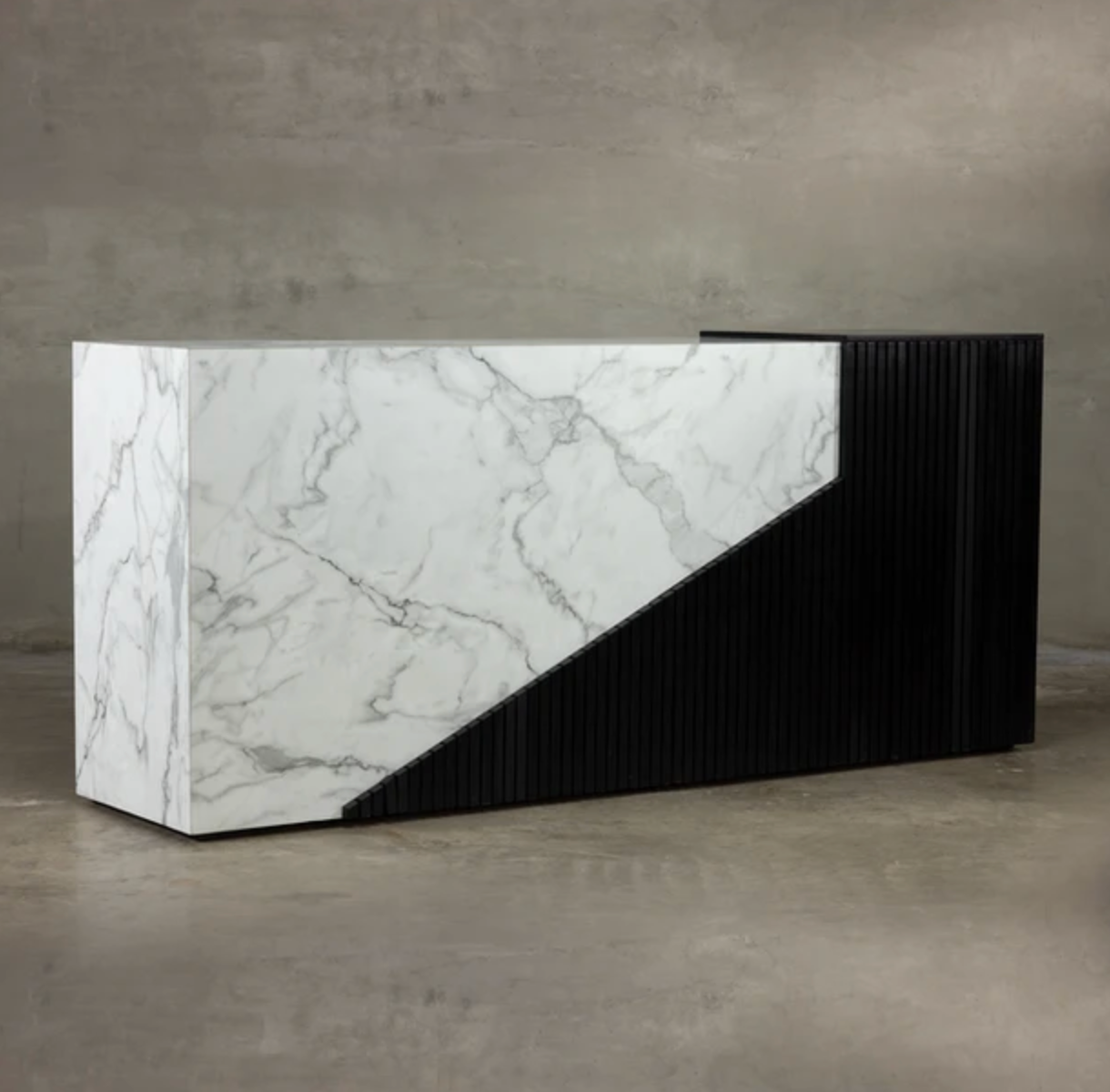 Sleek Bar