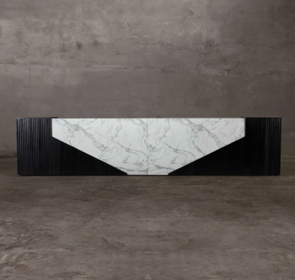 Sleek Bar