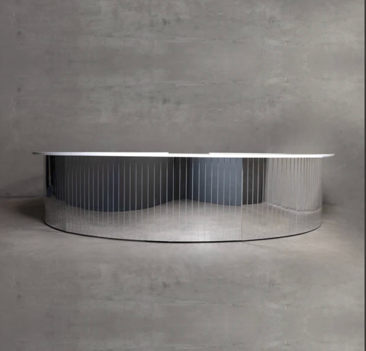 Val Round Bar