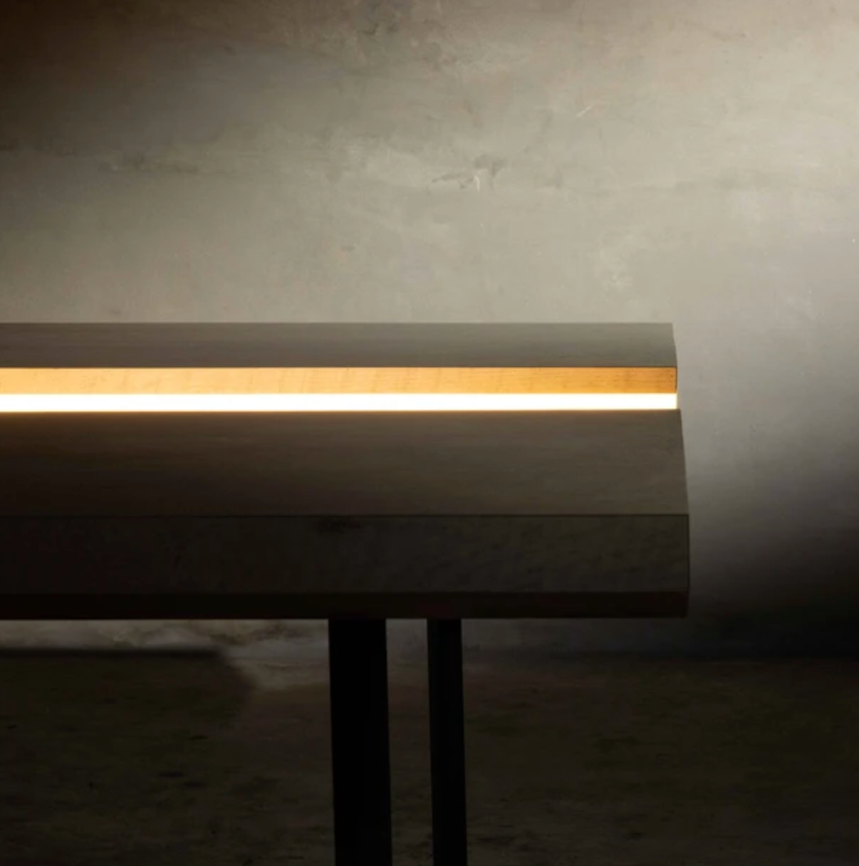 Cimento Dining Table