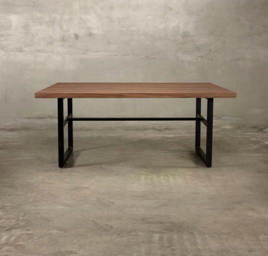 Legno Dining Table