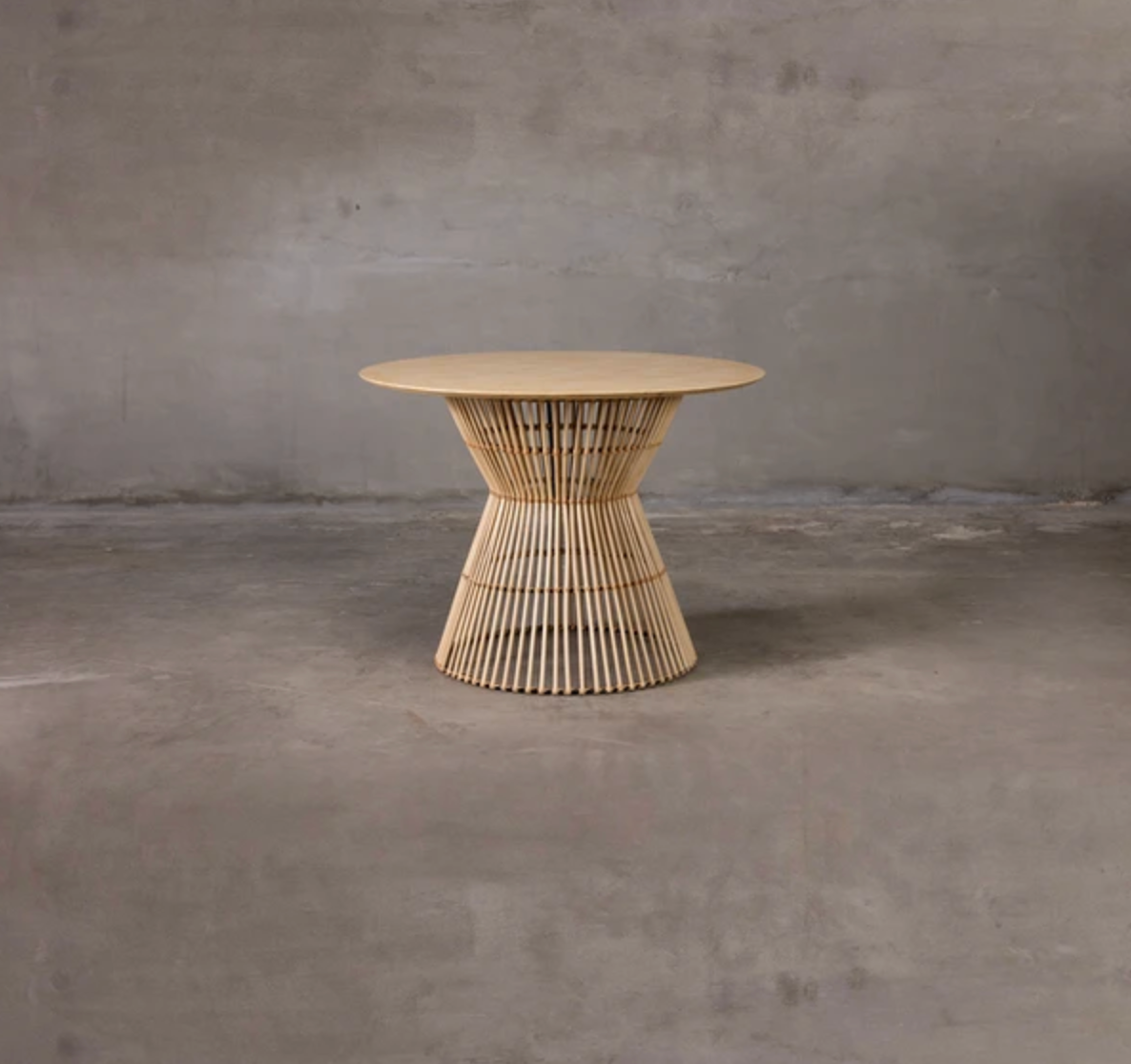 Hannoi Dining Table