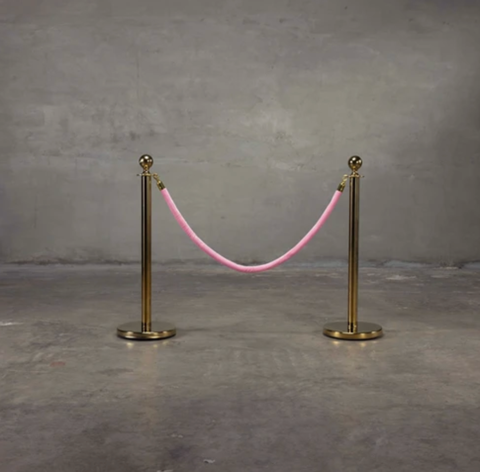 Stanchion Gold Red