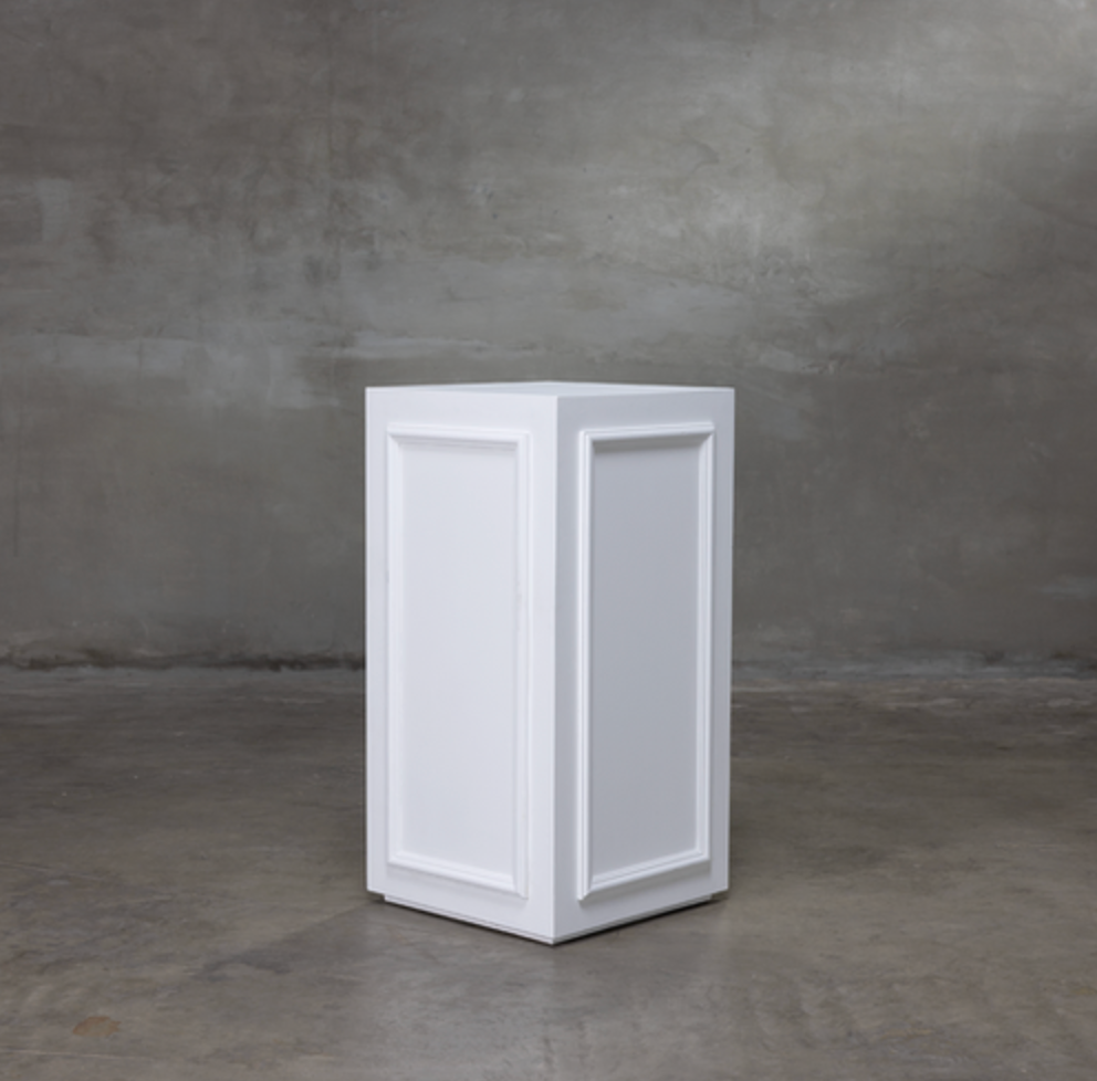 Verona Pedestal