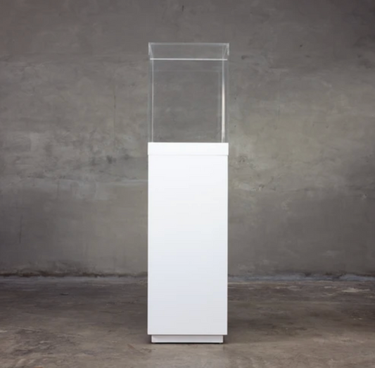 Vitrine Pedestal