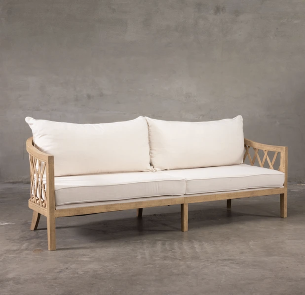 Varanda Sofa