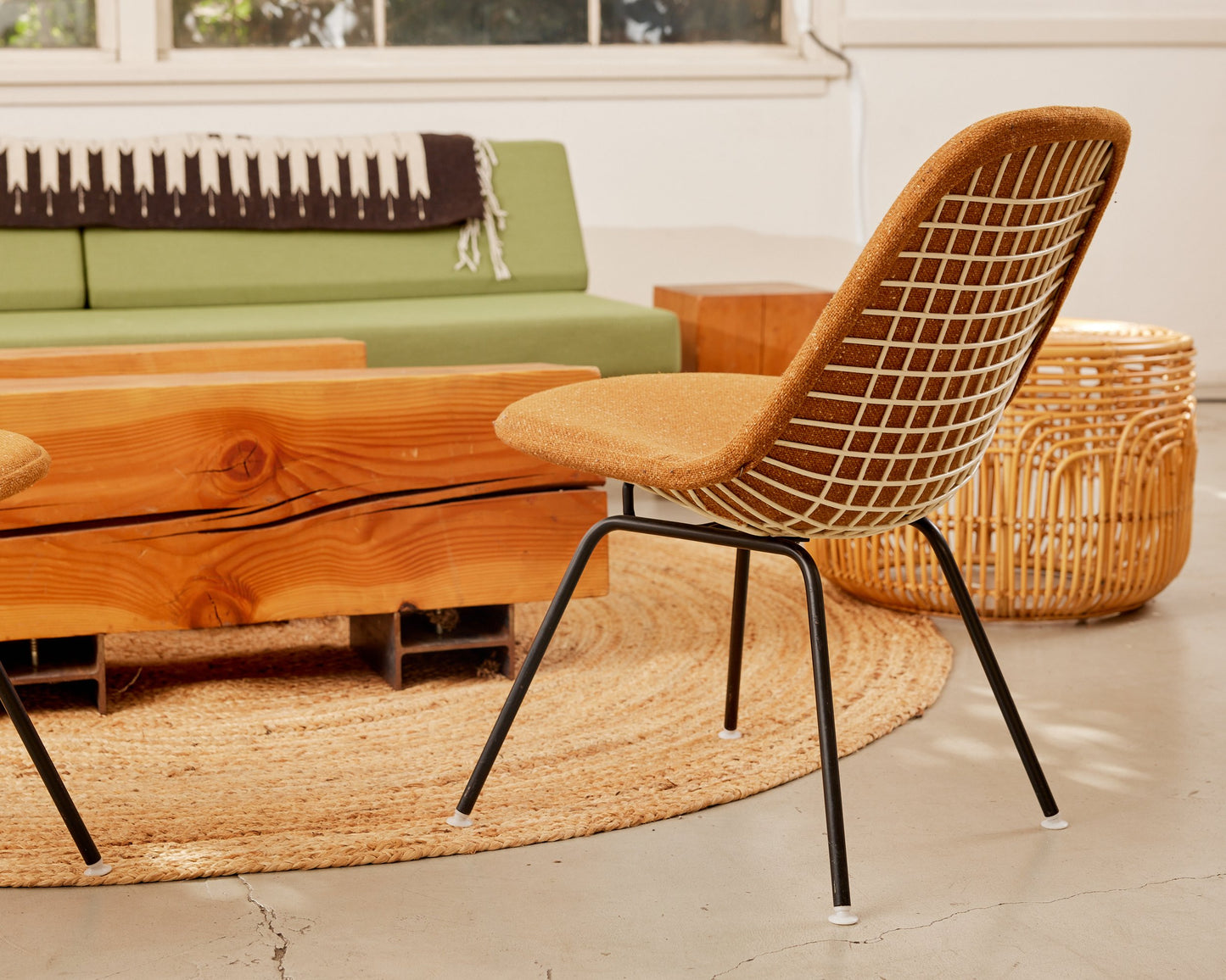 Avocado Toast Lounge