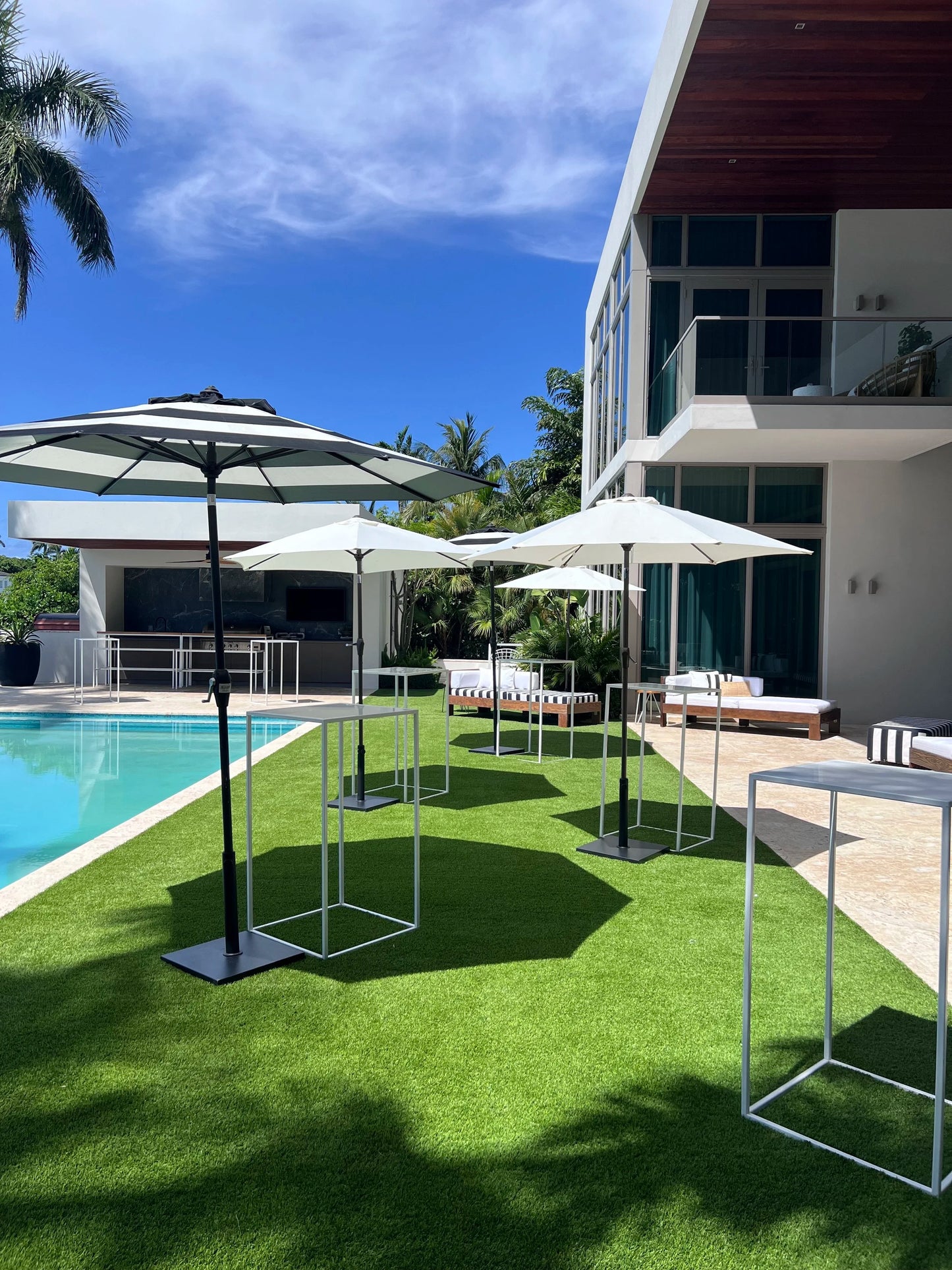 Black & White Stripe Umbrella
