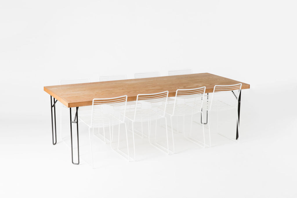 Dining Table with Hey Chairs