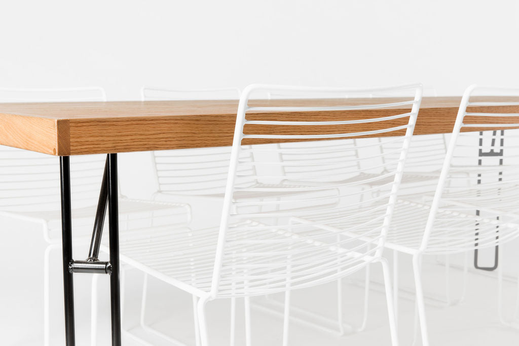 Dining Table with Hey Chairs