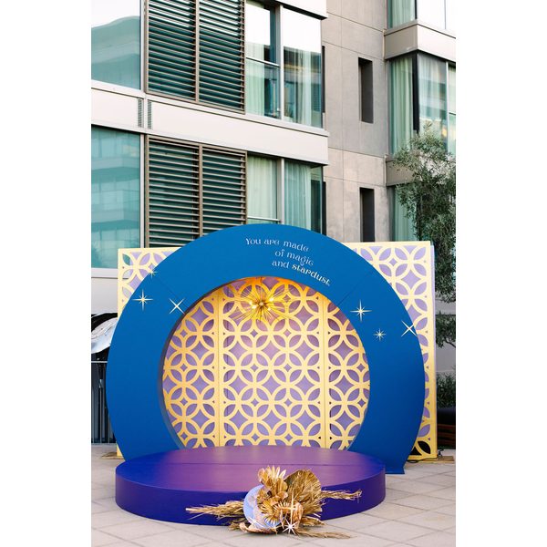 Diamond Gold 4'x8' Wall