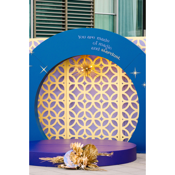 Diamond Gold 4'x8' Wall