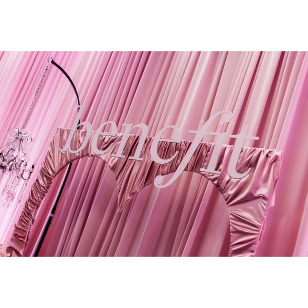 Hollow Heart Wall 8'x8'