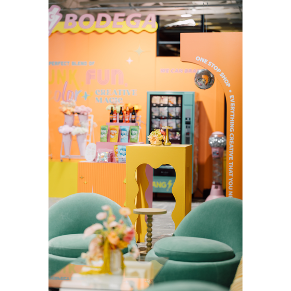 Wanda Wave Cocktail Table