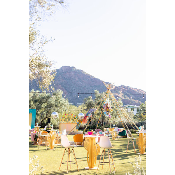 So Saguaro Cocktail Table