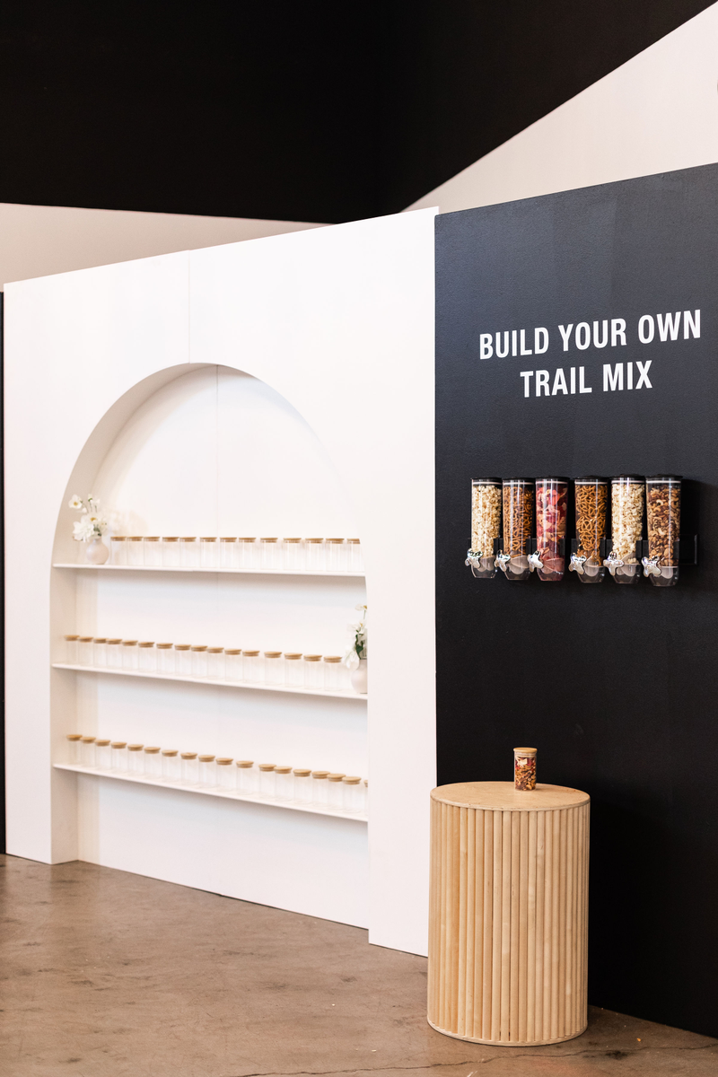 Inset Arch Shelf 8'x8' Wall