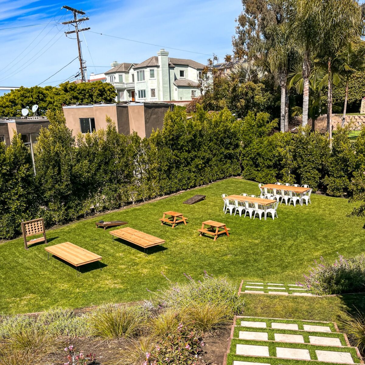 Honey Kids Picnic Table Set