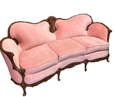 Madonna Sofa