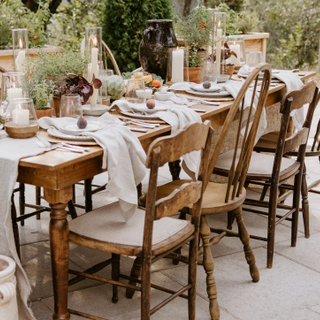 Vintage Chairs: Wood Finish