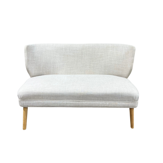 Zander Loveseat